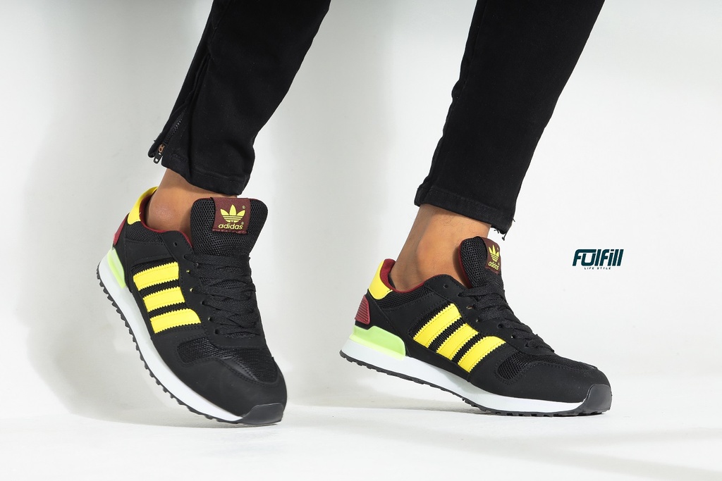 Adidas ZX 700 Black II | FulFill Adidas ZX 700 Black II | FulFill
